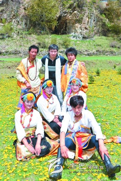 把美人裝進(jìn)心里，把美景留給眼睛