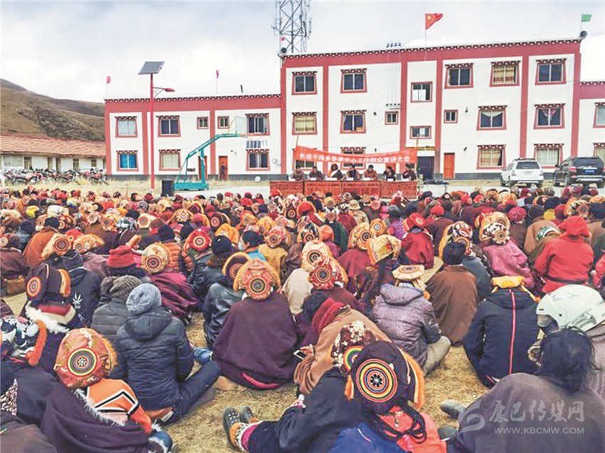 石渠縣開展“千人大下鄉(xiāng)” 、“千人大宣講”、“千人大走訪”活動掠影